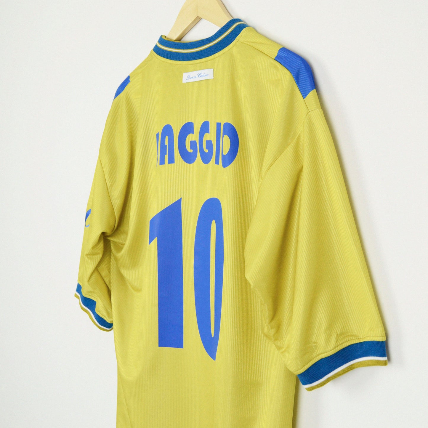 2001-02 Garman Brescia Third Shirt Baggio 10 L