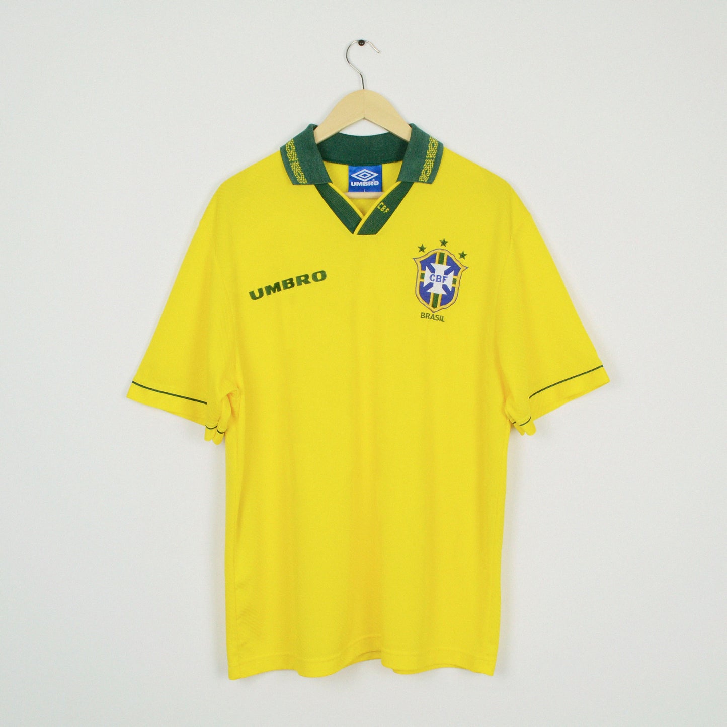 1993-94 Umbro Brazil Home Shirt L