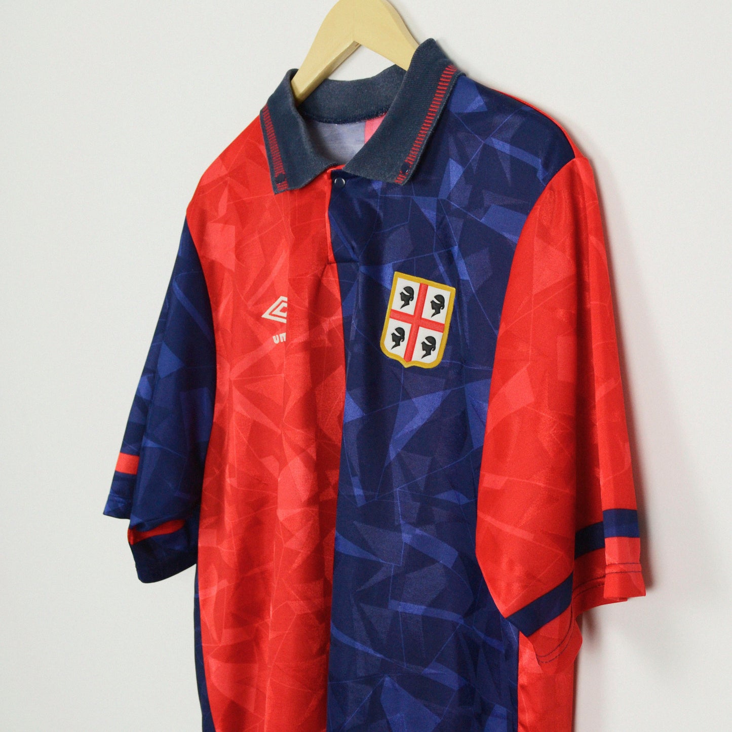 1990-93 Umbro Cagliari Home Shirt L