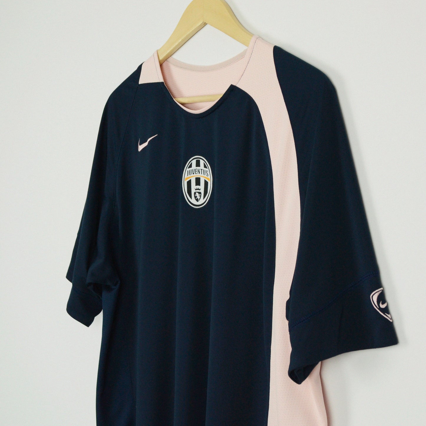 2004-05 Nike Juventus Training Shirt L