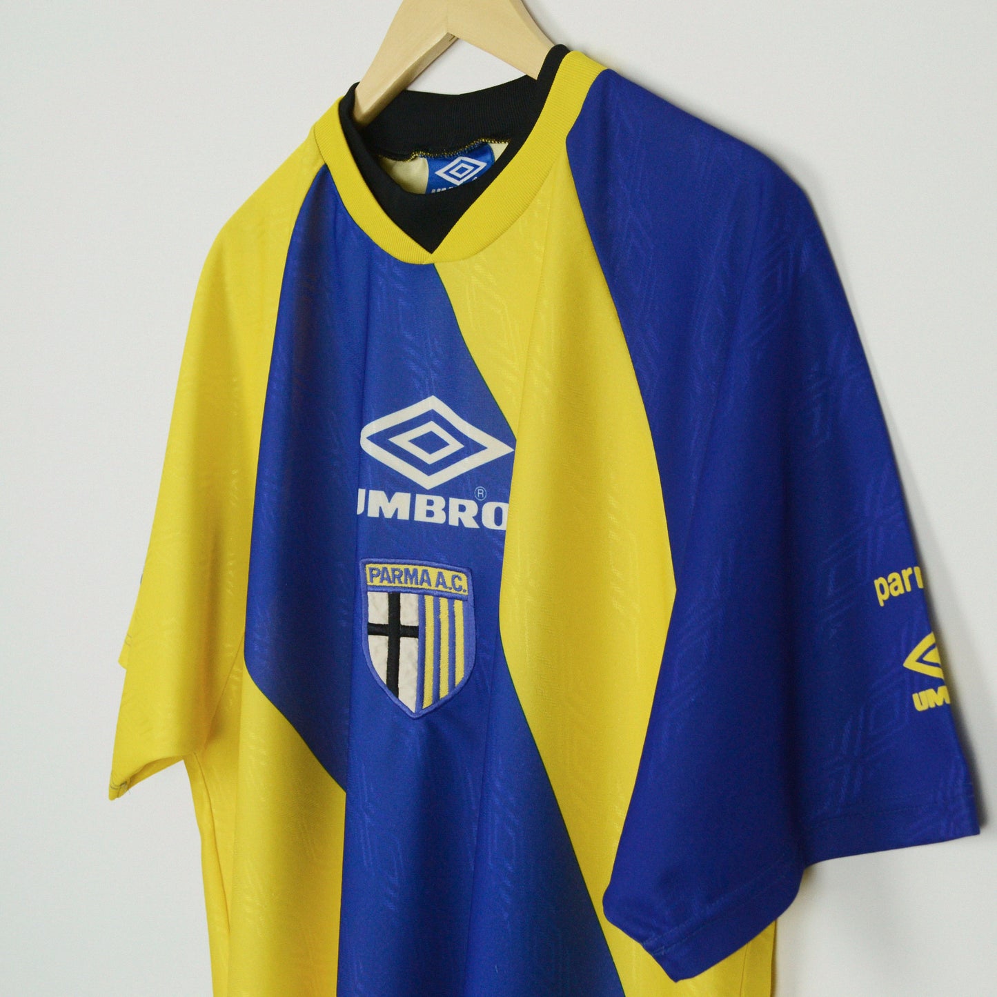 1993-95 Umbro Parma Training Shirt XL