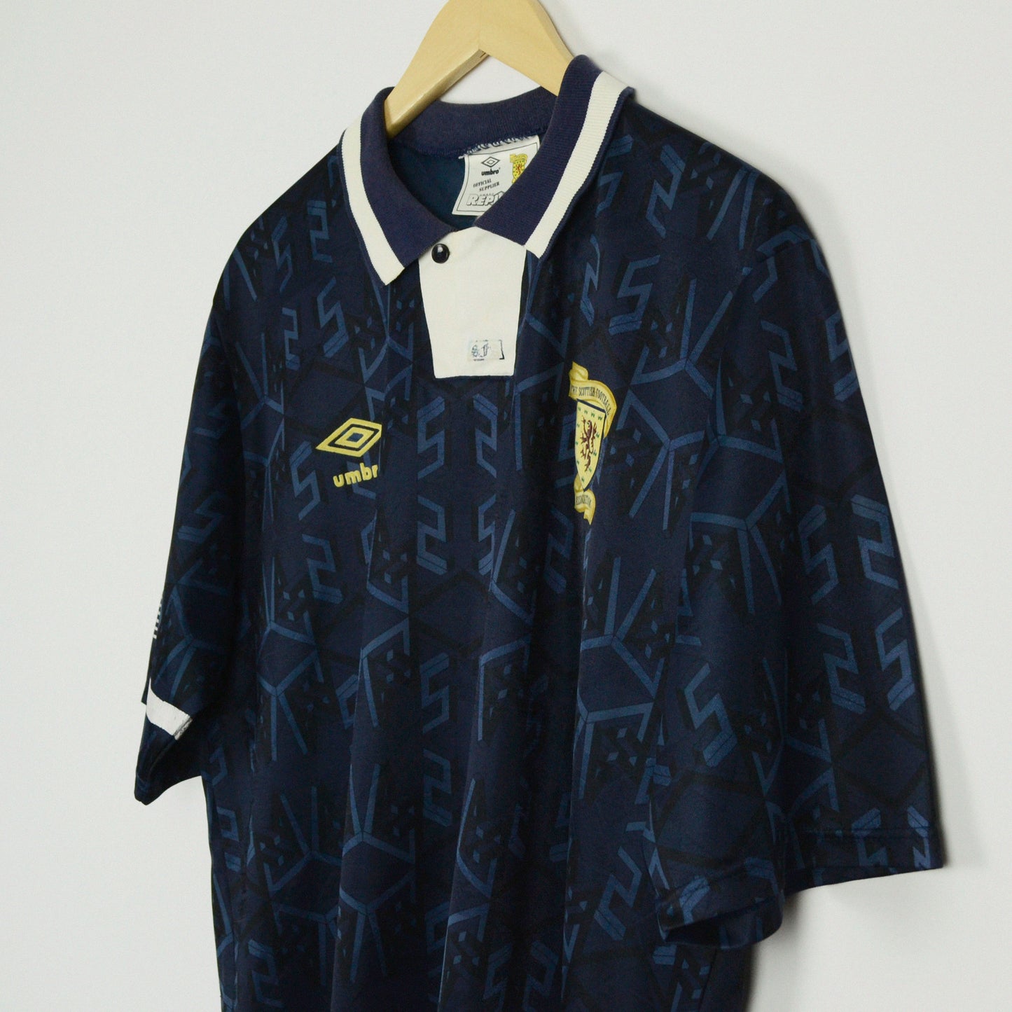1991-94 Umbro Scotland Home Shirt L